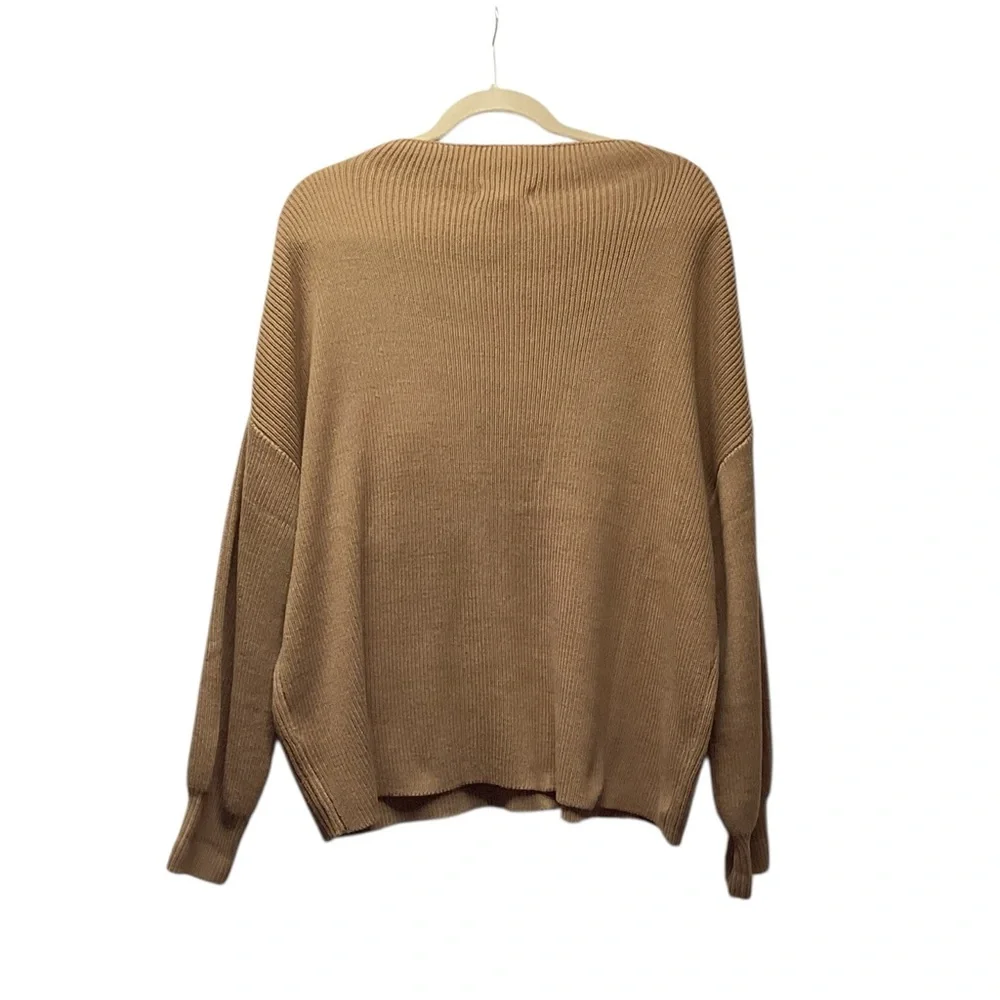 Blu pepper knit mock neck sweater. Size Large   Medium Brown